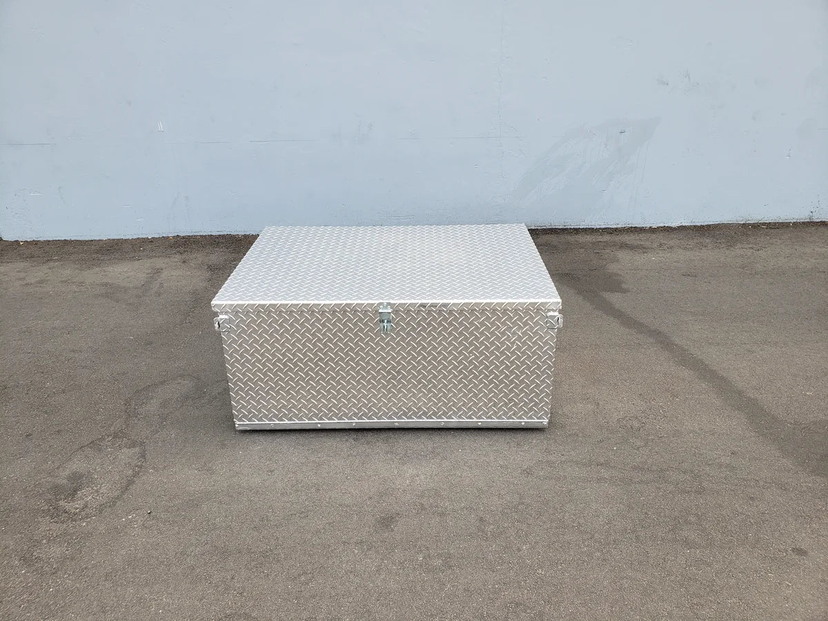 YAM-DRIVE-CARGO31A YAMAHA DRIVE ALUMINUM LOCKING CARGO BOX made of durable aluminum with diamond plate texture, designed for custom fabrication for golf carts to securely store cargo and tools.