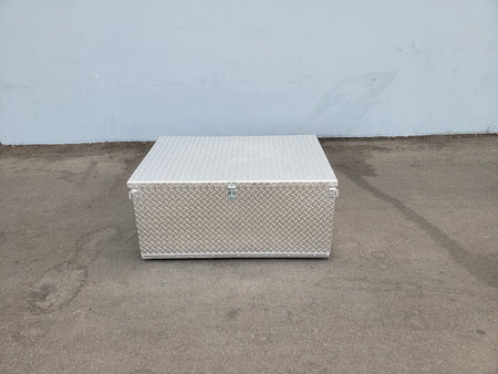 YAM-DRIVE-CARGO31A YAMAHA DRIVE ALUMINUM LOCKING CARGO BOX made of durable aluminum with diamond plate texture, designed for custom fabrication for golf carts to securely store cargo and tools.
