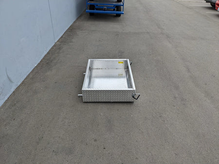 EZGO-RXV-UTIL31A EZ GO RXV ALUMINUM DIAMOND PLATE UTILITY BOX made of durable aluminum with diamond plate texture, designed as a custom fabrication utility box for golf carts.
