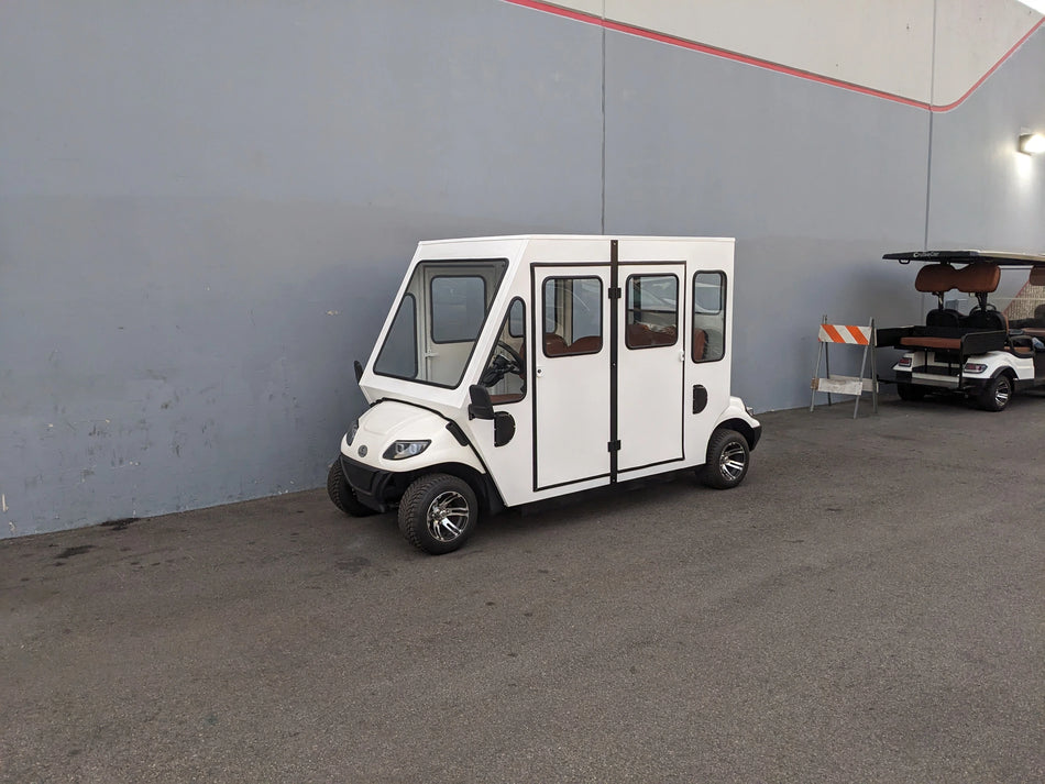 ACE-CRUISE-C40FS-4D Aluminum Cab for Cruise Car C40FS - side view.
