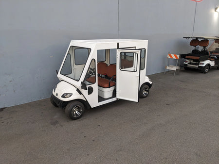 ACE-CRUISE-C40FS-4D Aluminum Cab for Cruise Car C40FS - interior view.